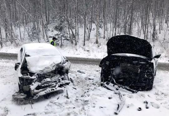 ДТП на трассе "Байкал": пять человек пострадали, погибла пятилетняя девочка