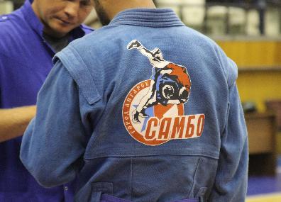 Сегодня в Иркутске стартовали чемпионат и первенство области по самбо