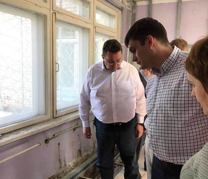 Новый лифт в больнице Вихоревки установят в 2018 году по настоянию Андрея Микуляка