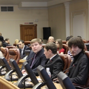 Молодежный парламент Прибайкалья может стать законотворцем