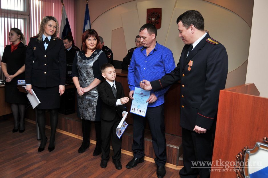 Юных и взрослых спортсменов общества «Динамо» наградили сегодня в Братске