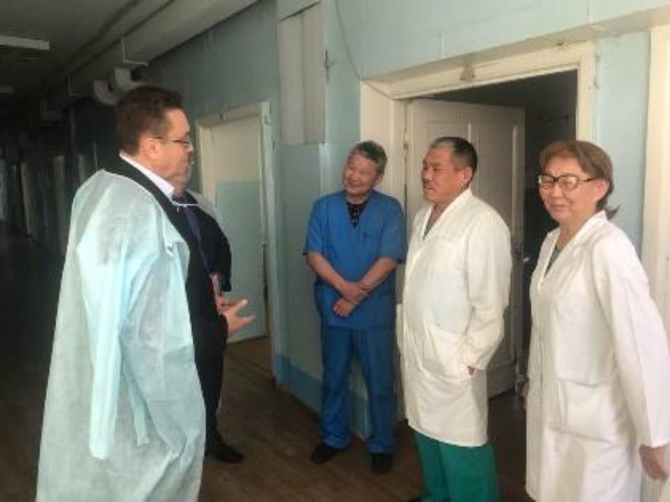 В Усть-Ордынской областной больнице проведут капитальный ремонт стационара
