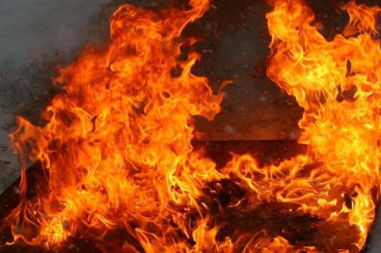 В поселке Залари на пожаре погиб мужчина, отключивший пожарный извещатель