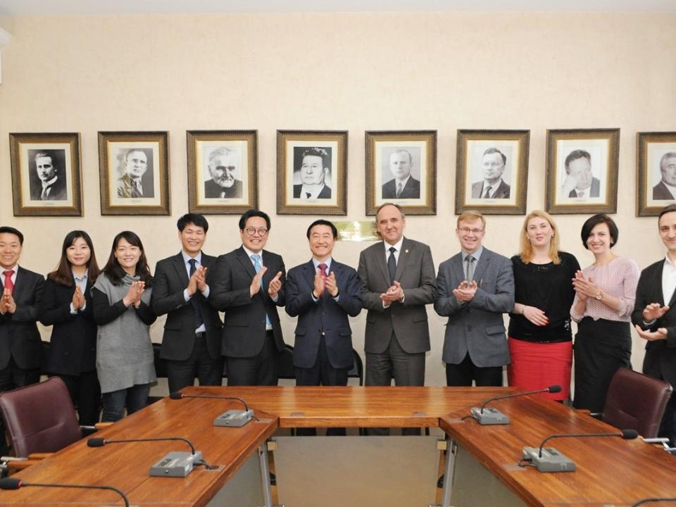 Корейские партнеры заинтересованы в коммерциализации фундаментальных исследований ИГУ