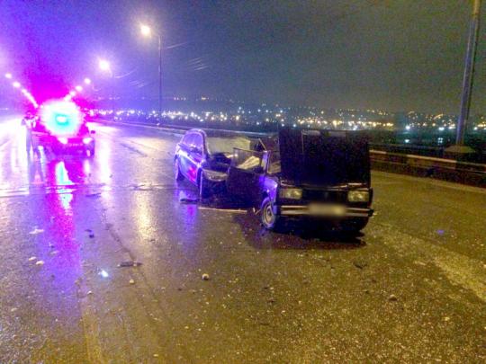 В Иркутске пьяный водитель устроил смертельную аварию на Иннокентьевском мосту