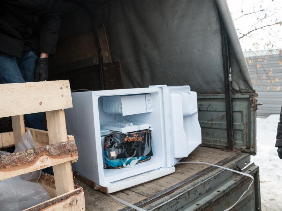 Холодильник с 5 кг "синтетики" из Санкт-Петербурга перехватили в Иркутске