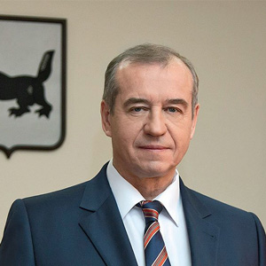 Сергей Левченко в марте возглавил медиарейтинг губернаторов Сибири