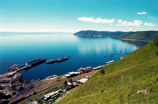Два земельных участка на Байкале незаконно продали за 26 тысяч рублей