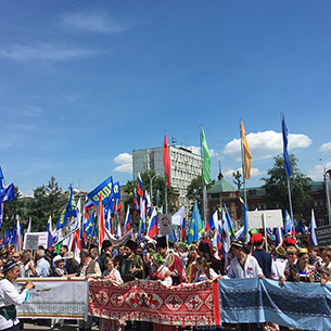 Более 500 иркутян собрались на митинг ко Дню России