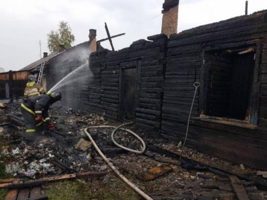 Пожар в жилом доме унес жизни братчанки и ее маленького ребенка