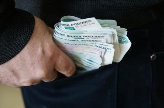 В Приангарье чиновник Минобороны стал миллионером, вымогая премии у подчиненных