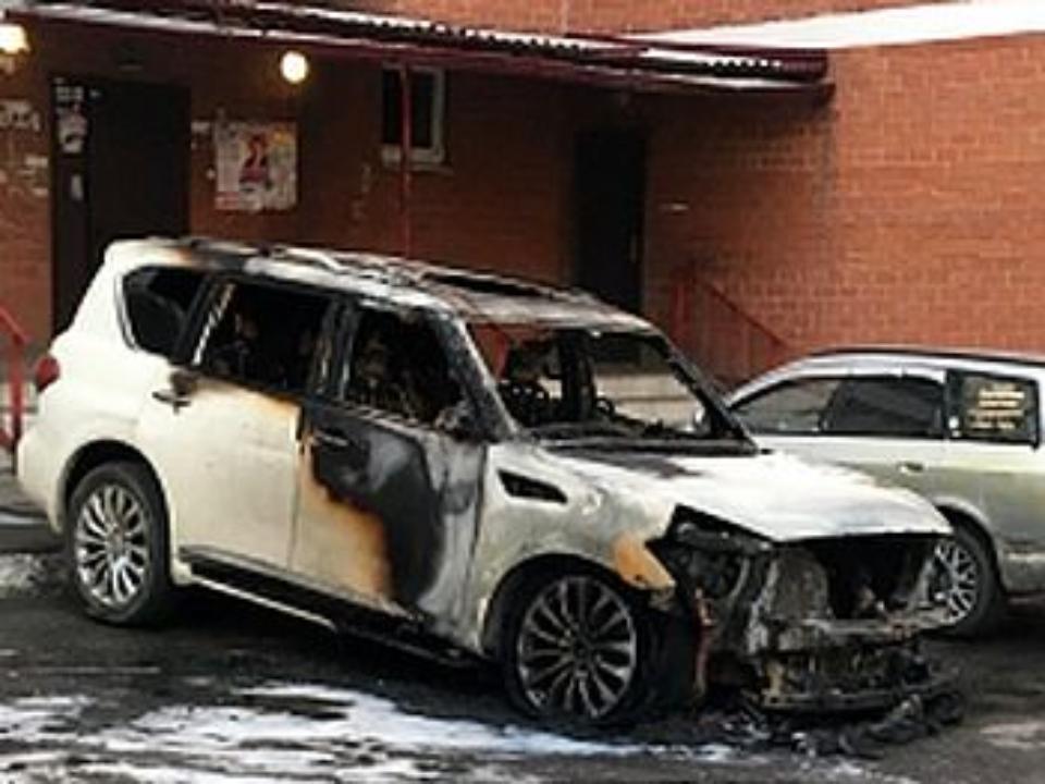 СКР возбудил уголовное дело в связи с поджогом машины главы города Шелехов