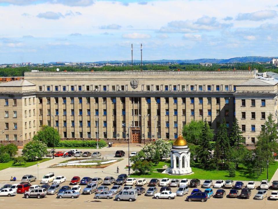 СМИ сообщили о выемке документов в правительстве Иркутской области сотрудниками СКР