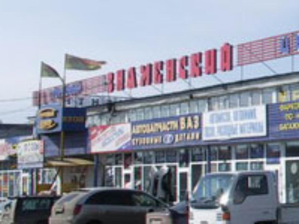 Арбитражный суд снял запрет на снос незаконных построек на Знаменском рынке в Иркутске