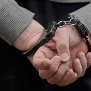 Трое жителей Иркутска украли со счета психбольницы почти 800 тысяч рублей