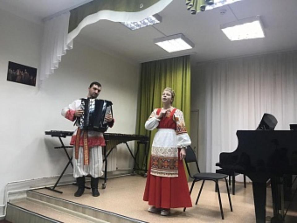 В иркутской музыкальной школе №7 провели традиционные «Рождественские встречи»