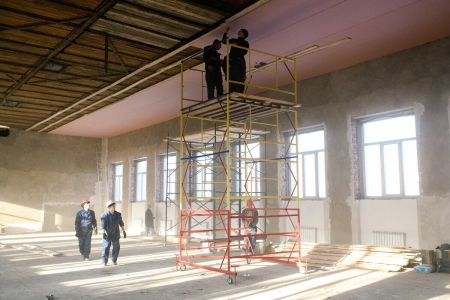 Капитальный ремонт двух иркутских школ выполнен на 60%