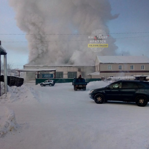 Последствия пожара в здании речного порта устраняют в Киренске