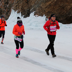 Около 200 спортсменов поучаствуют в ледовом марафоне «Голубой Байкал» в Иркутской области