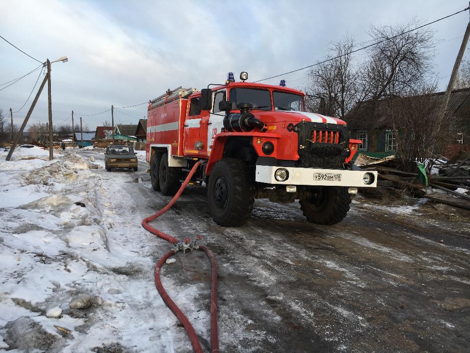 Трое мужчин и четырехлетний ребенок погибли на пожарах в Иркутской области