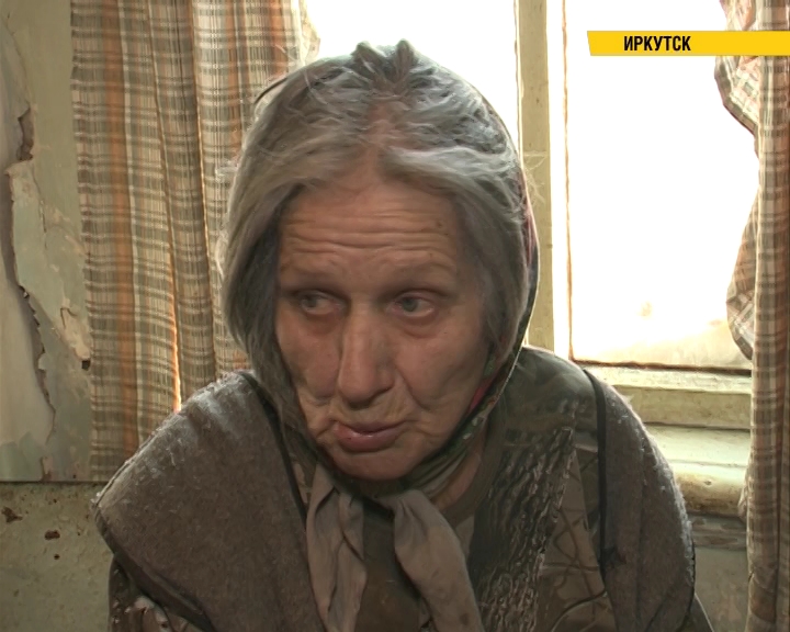 80-летняя иркутянка подарила свой дом и теперь голодает