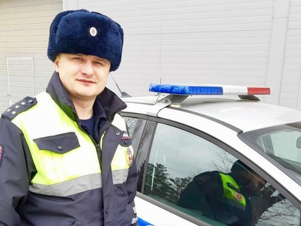Иркутский полицейский спас маленькую девочку от гибели