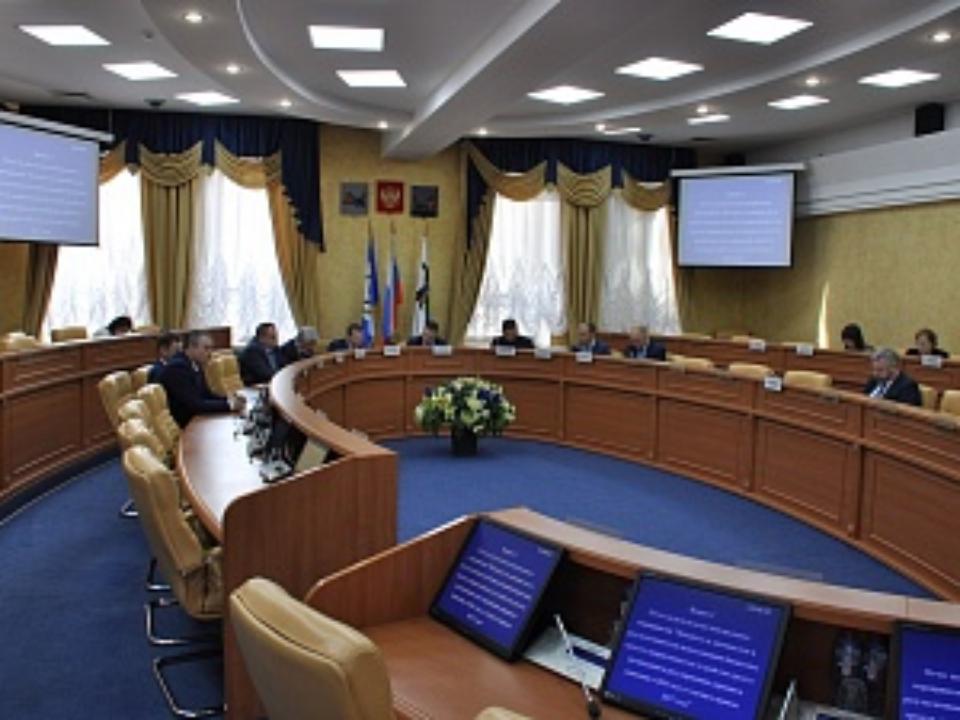 Вопросы транспорта, связи и охраны окружающей среды обсудили в Думе Иркутска
