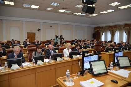 Двух новых депутатов приняла фракция ЕР в Законодательном собрании Иркутской области