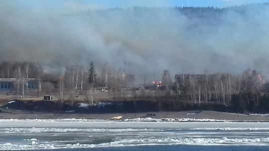 Огонь уничтожил деревню Бубновка в Киренском районе. Фото