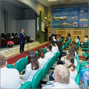 Губернатор посетил с рабочим визитом областную детскую больницу в Иркутске