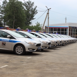 Новые служебные машины получила спецрота ГИБДД Иркутска и района