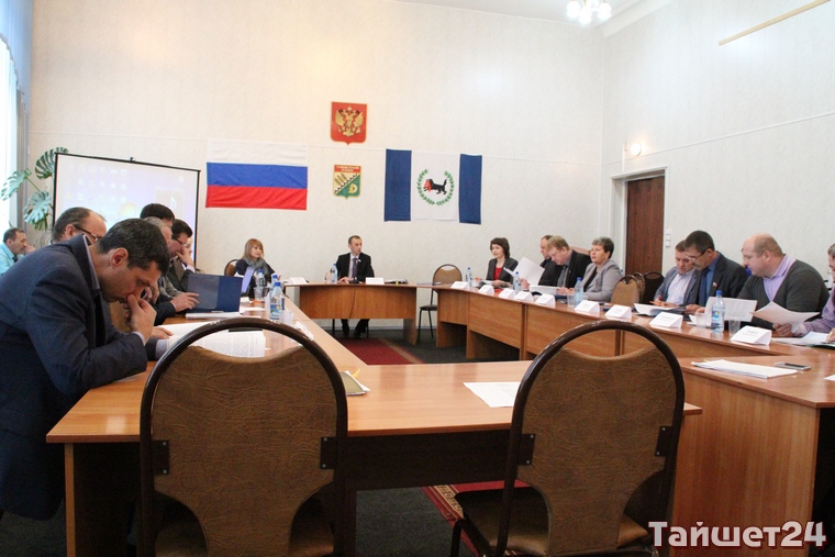 Тайшетские депутаты: шаром покати или 13 квартир от обездоленности