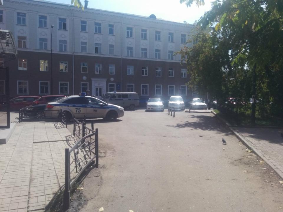В Иркутске сообщают о "минировании" школ и торговых центров