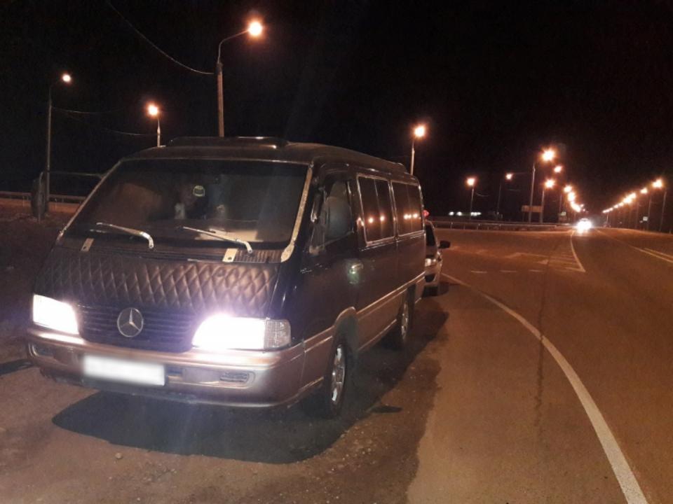 В Черемховском районе водитель микроавтобуса в пьяном виде возил пассажиров