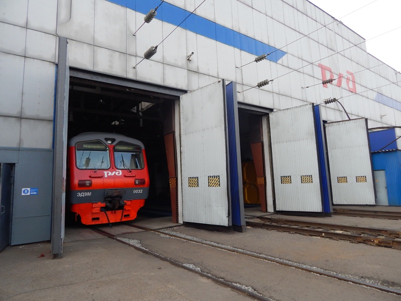Пожарные поезда ВСЖД помогали тушить лесные пожары в Иркутской области и Бурятии