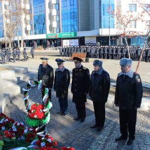 Память погибших на службе полицейских почтили в Иркутске