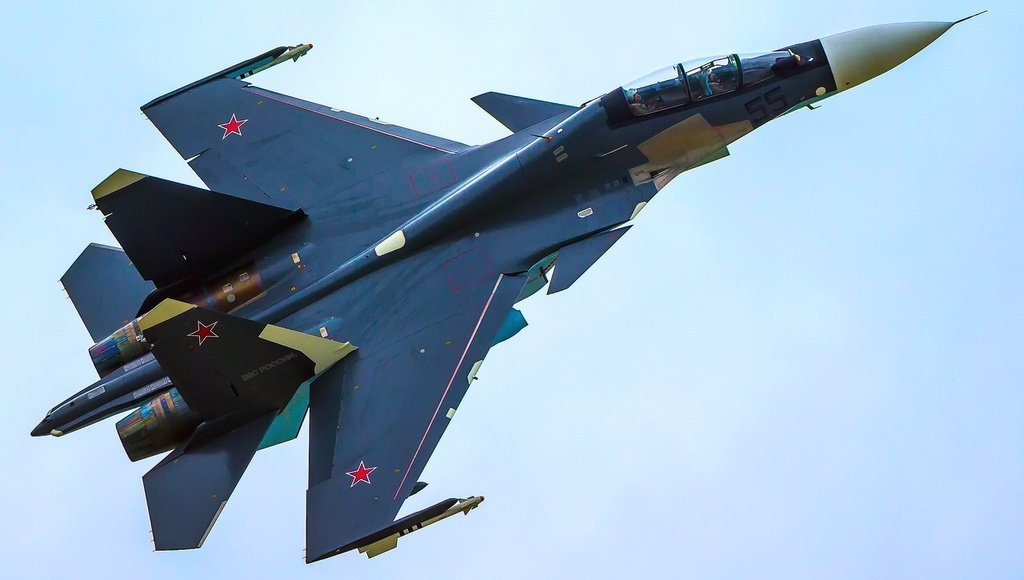 &quot;Русские витязи&quot; примут участие в параде Победы на иркутских самолетах Су-30СМ