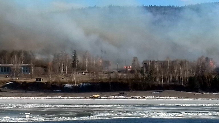 В Иркутской области сгорела целая деревня &#8212; 86 домов