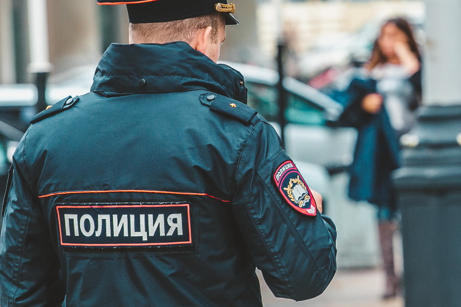 В Тулуне полиция захватила иркутских журналистов