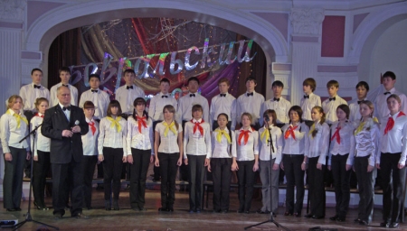 В Ленинском округе Иркутска прошел фестиваль патриотической песни