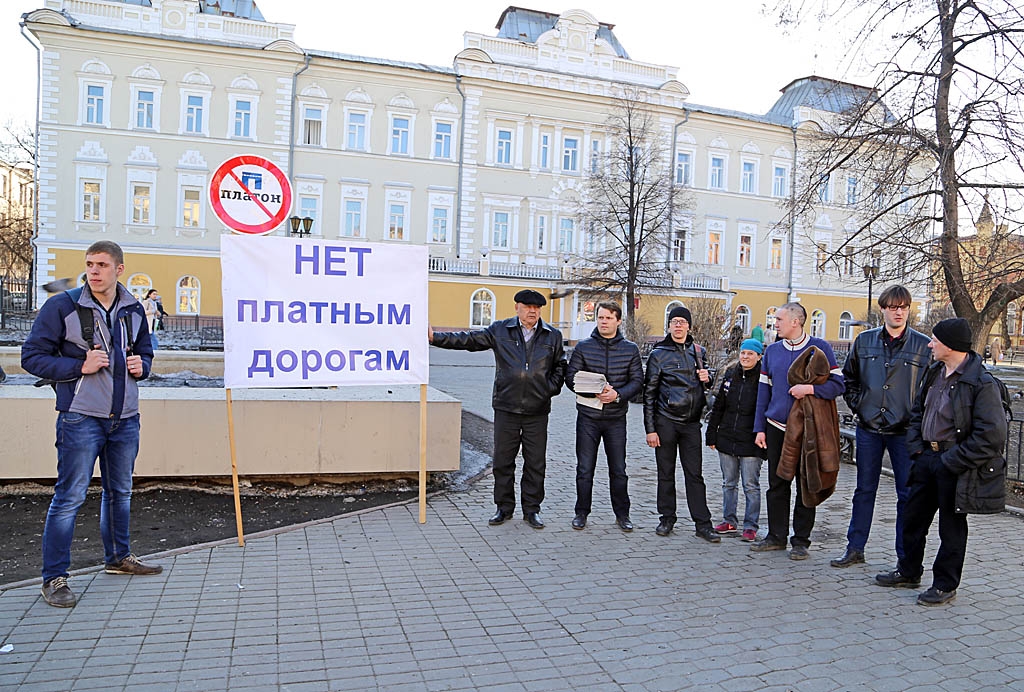 Провокаторам на митинге в поддержку Навального в Иркутске обещали до 1 тысячи рублей