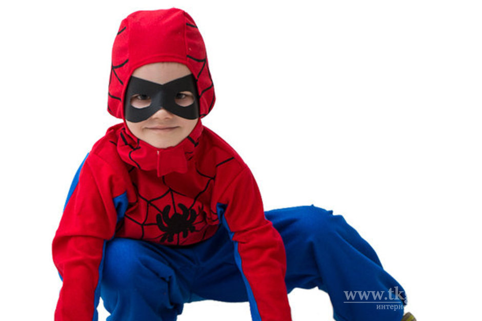 В одном из детских садов Братска запретили наряжать детей на Новый год в костюмы западных супергероев
