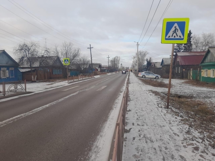 Два мальчика 7 и 9 лет попали под колеса автомобилей в Зиме и Усть-Куте
