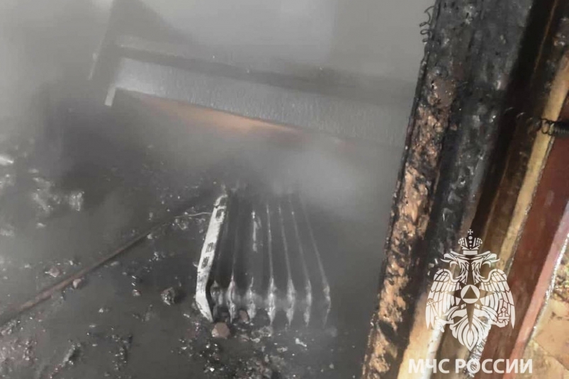 Масляный обогреватель загорелся в одноэтажном деревянном доме в Тайшете