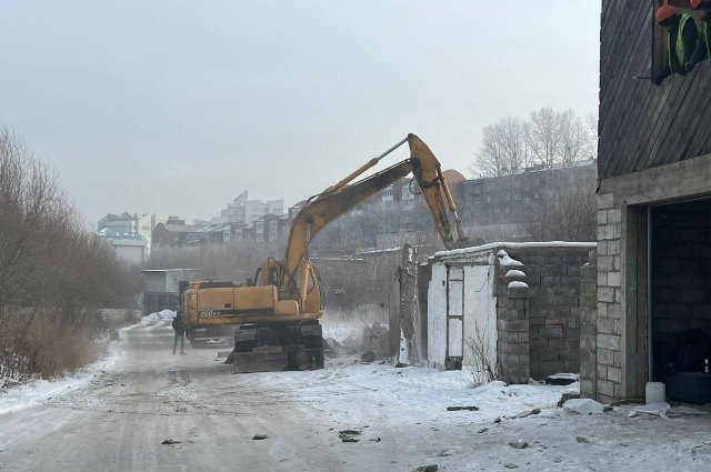 19 незаконно построенных гаражей снесли в Свердловском районе Иркутска