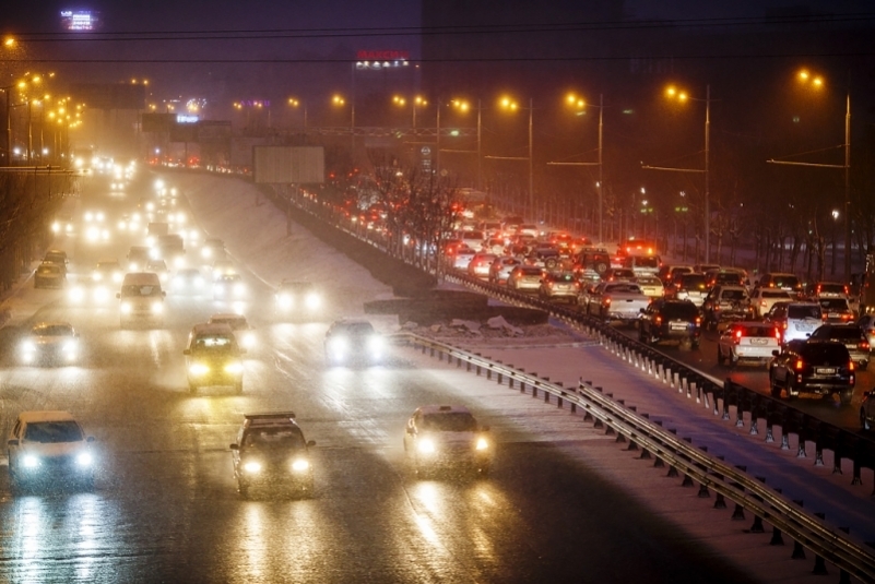 10-балльные пробки образовались на дорогах Иркутска вечером 25 ноября