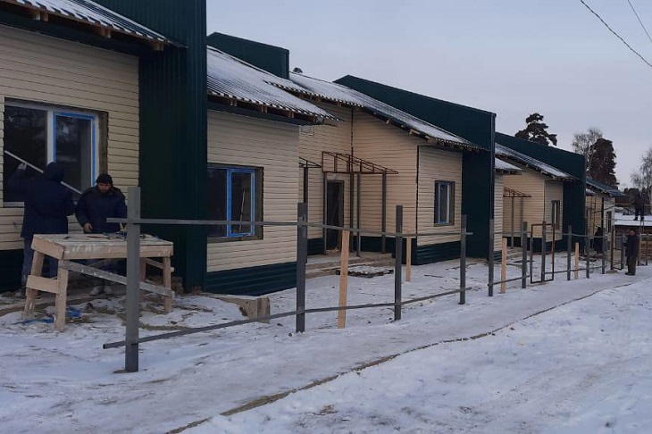 Строительство жилья для детей-сирот завершают в восьми муниципалитетах Иркутской области