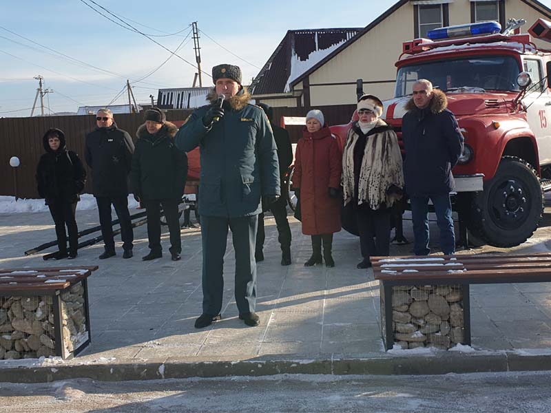 Посвященный пожарным и спасателям парк открыли в селе Хомутово