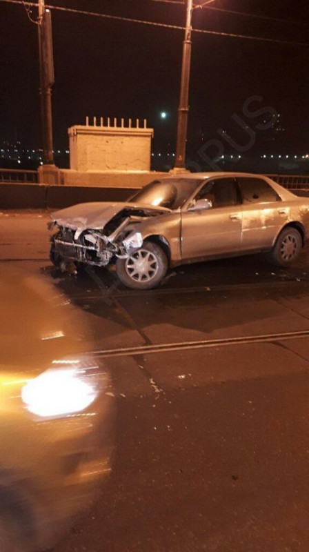 Пять иномарок угодили в ДТП на Глазковском мосту в Иркутске: пострадала женщина