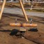 Вандалов, испортивших детскую площадку в парке Комсомольский в Иркутске, найдут по камерам
